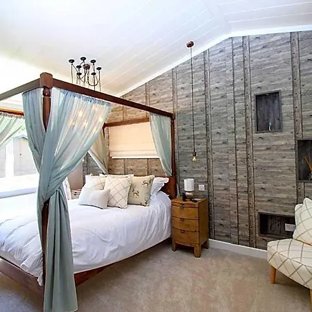 Hotel Hollicarrs - Kingfisher Acomb (North Yorkshire)